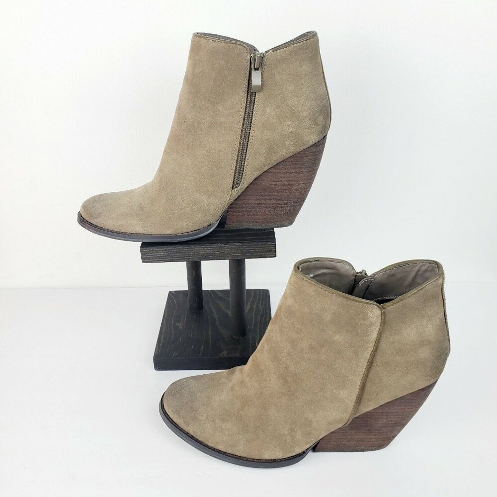 Very Volatile Whitby Boots Khaki Distressed Suede Leather Wedge Booties Sz 10 - Picture 3 of 12